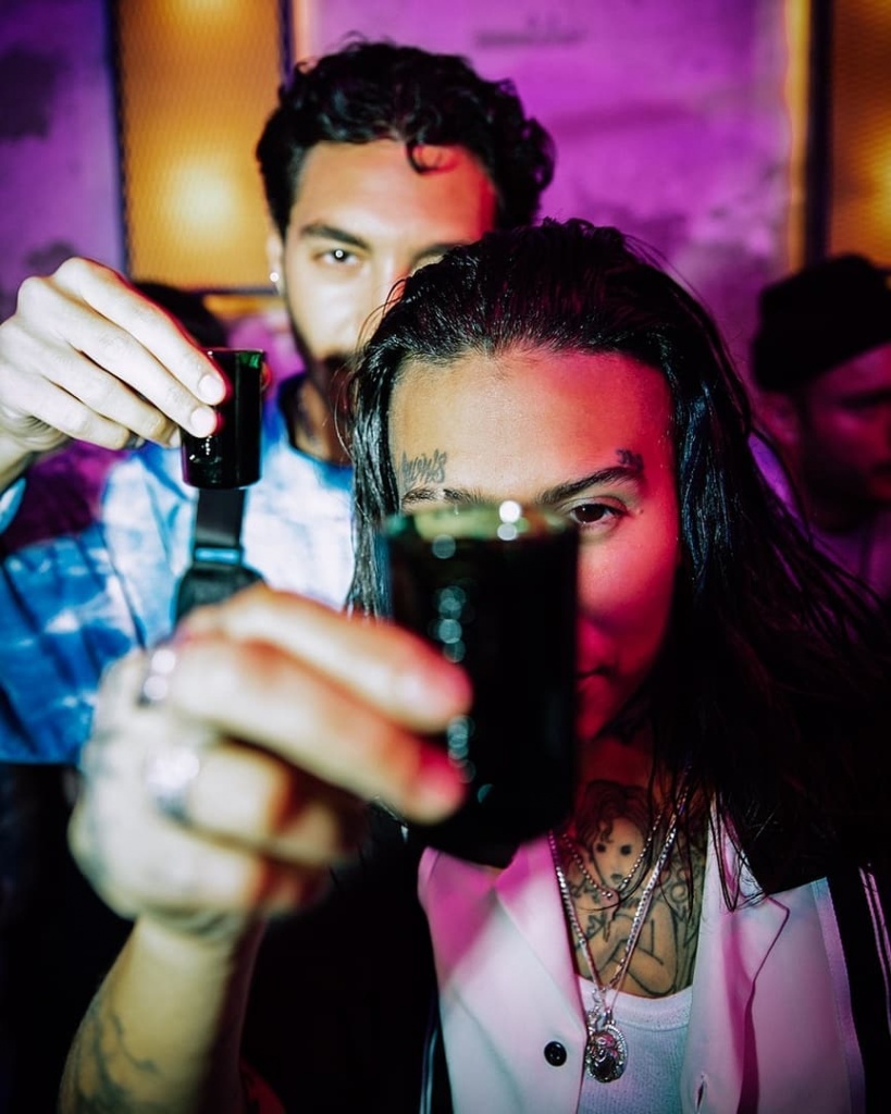 Как правильно пить егермейстер и что есть: советы по применению от playboyrussia.com jagermeister_79228176_476103099984884_1252615074427978123_n