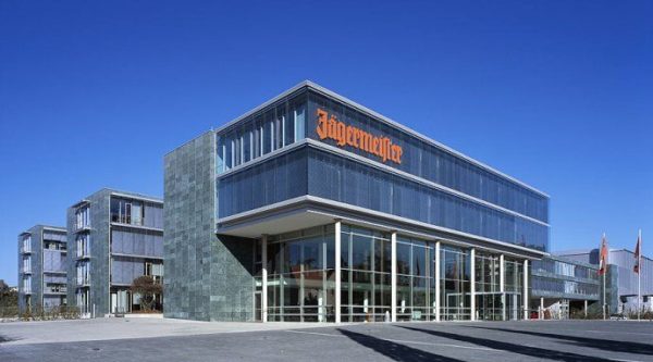 Как пить Егермейстер