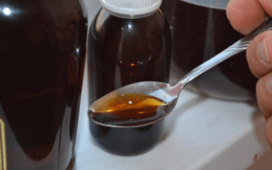 Настойка желчи на ложке