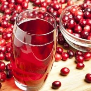 самогон клюква и ягоды брусники