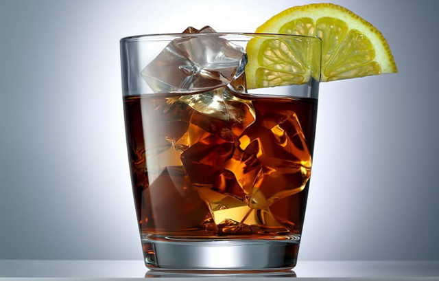 С чем пить джин, как правильно пить и есть джин