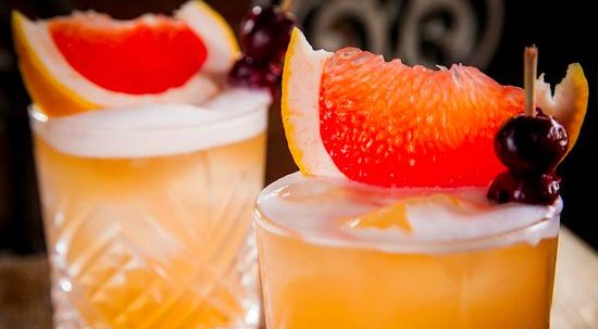 Коктейль аперол кислота.