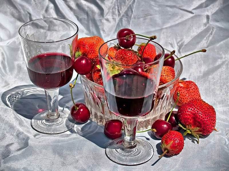 клубничный ликер