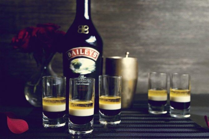 Алкогольный коктейль Б 52