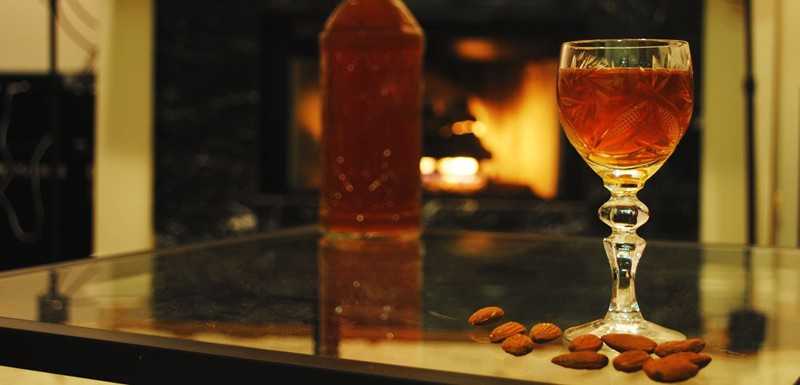 стакан амаретто