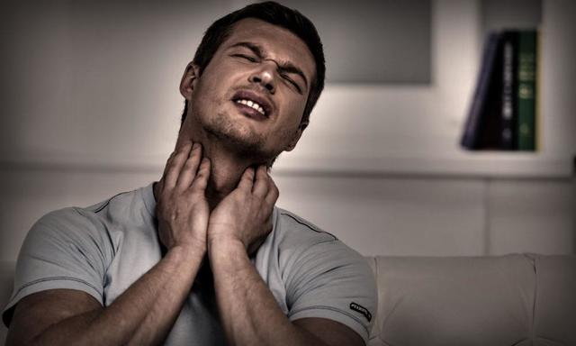 Аллергия на вино: причины, симптомы и методы лечения