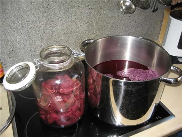 Самогон из свеклы (косорыловка, бурячиха) - рецепт браги