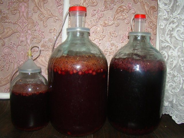 Вино из варенья в домашних условиях