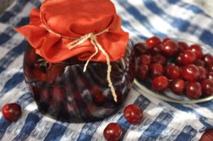Вишневое варенье